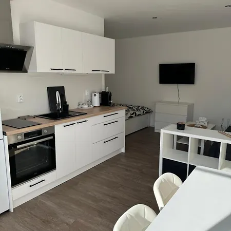 Rk Apartment *